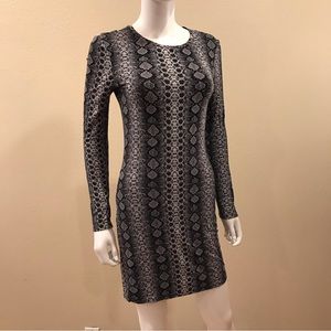 HM Divided Bodycon Mini Dress Size Small Shades of Grey Snakeskin Print